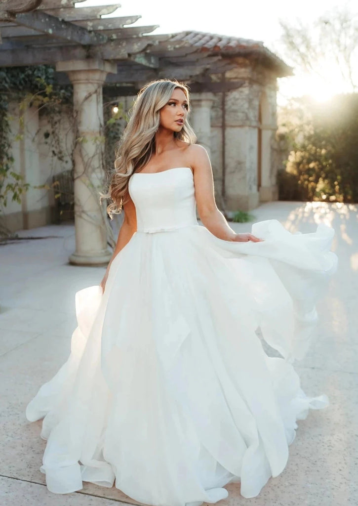Stella York 7729 Wedding Dress | The Wedding Shoppe