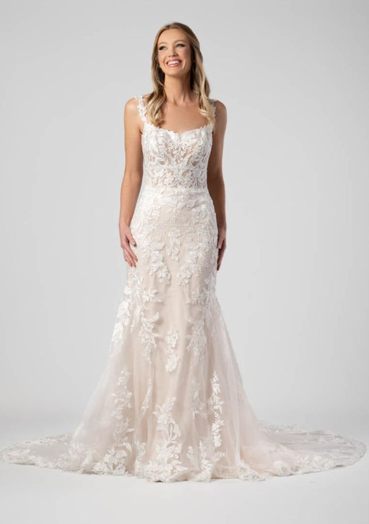 Champagne And Lace Bridal Wear, Bridal Boutique