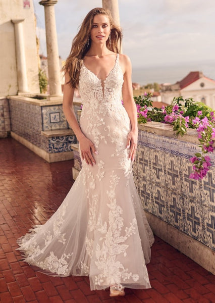 Fit and Flare Wedding Dresses: Flaunt Your Fabulous Fashion Sense with –  Wedding Shoppe