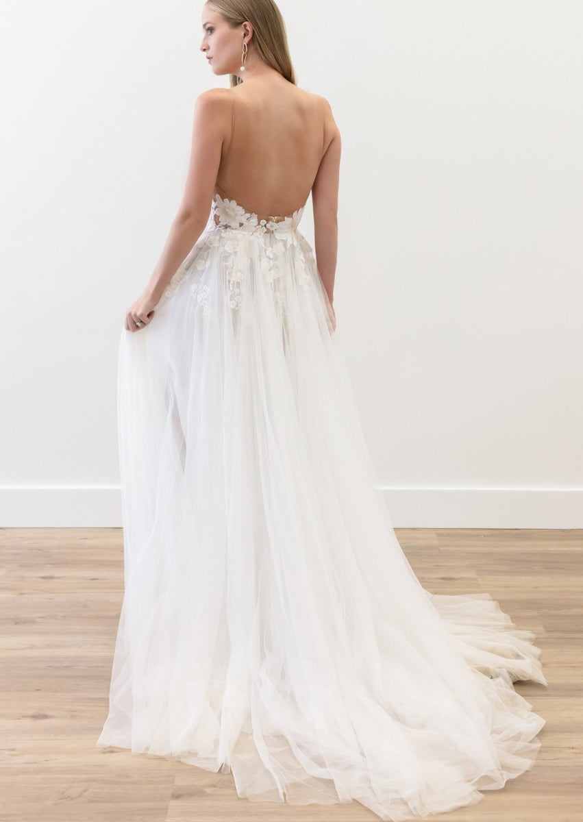 Willowby Luz Wedding Dress | The Wedding Shoppe