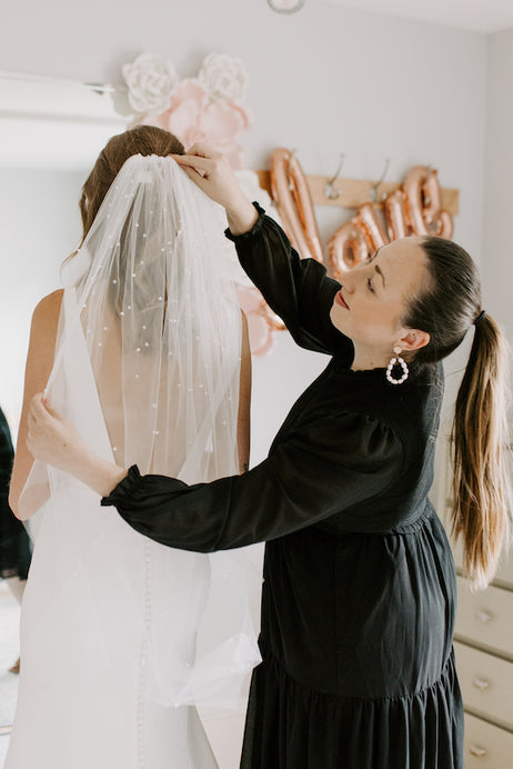 Scattered Pearl Wedding Veil | Kennedy Blue