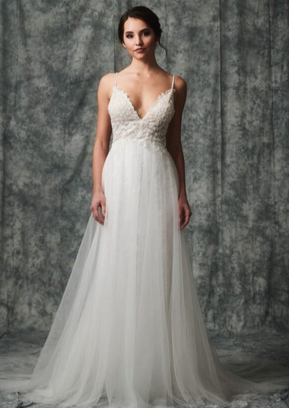 Kelly Faetanini Catalina Wedding Dress | The Wedding Shoppe