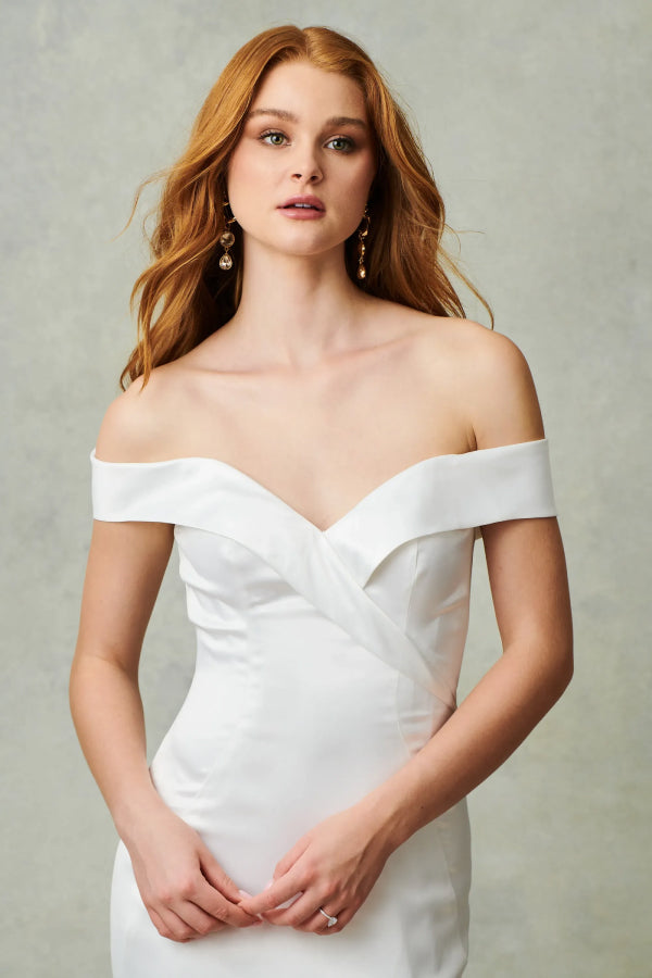 Kelly Faetanini Ivory Wedding Dress | The Wedding Shoppe